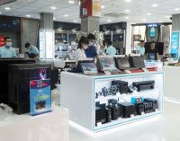 Phong Vũ khai trương showroom mới Hoàng Hoa Thám