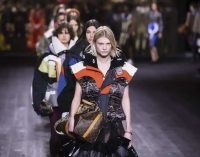 Tháng trời trang FashionMonth trên TikTok