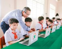 Qualcomm phối hợp cùng Quỹ Dariu tặng hơn 900 máy tính cho các trường học khu vực phía Nam