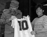 Huyền thoại bóng đá Maradona có chung ngày giỗ với cựu Chủ tịch Cuba Fidel
