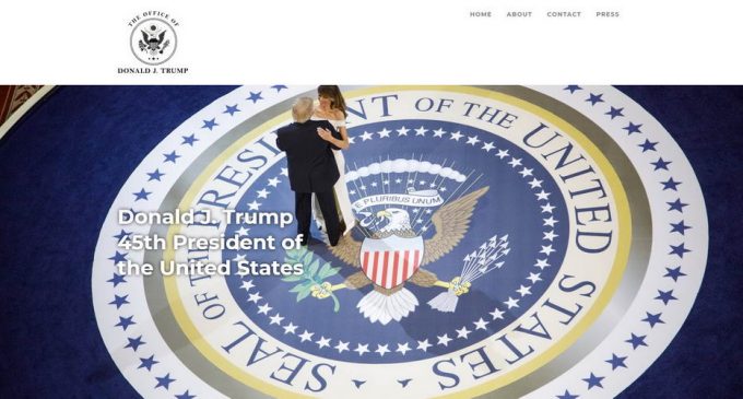 Ông Trump khai trương Website chính thức
