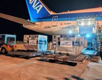 TP.HCM đừng “cố lên” mà hãy “cố xuống”