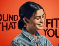 Tai nghe Bluetooth in-ear JBL Live Pro+ TWS giá gần 3 triệu đồng mà quà hơn 2 triệu đồng