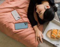 Mở bán ngay trong đêm, FPT Shop & F.Studio by FPT trao iPhone 13 series chính hãng cho gần 1.000 khách hàng