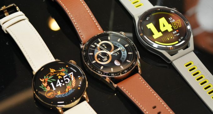 Bộ ba đồng hồ thông minh Huawei Watch GT 3 và GT Runner có gần 8.000 đơn đặt hàng trước