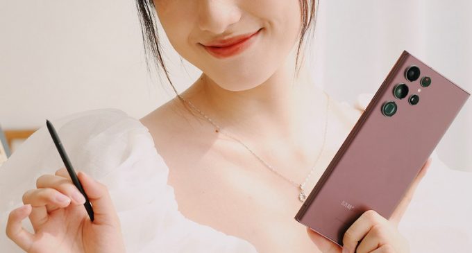 Galaxy S22 Ultra – chiếc “Note mới” chiếm tỉ lệ đặt mua áp đảo tại FPT Shop