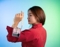 Giá smartphone gập thời trang Samsung Galaxy Z Flip3 thấp nhất sau gần 1 năm ra mắt