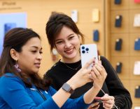 Lượng quan tâm đến iPhone 14 ở Việt Nam đạt kỷ lục sau 1 tuần ra mắt và hàng xách tay sớm từ Singapore giảm sức hấp dẫn