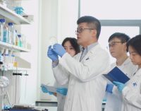 Mô hình phân tử thuốc Pangu của HUAWEI Cloud ứng dụng AI tăng tốc quá trình phát triển thuốc mới