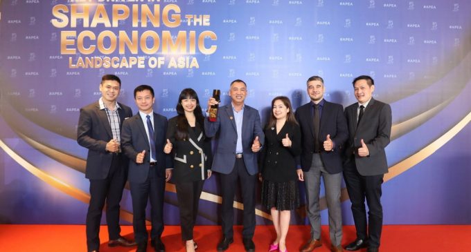 Công ty Schneider Electric Việt Nam được trao giải thưởng Doanh nghiệp Xuất sắc Châu Á APEA 2022