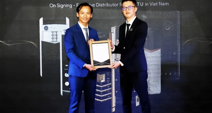Điện thoại luxury Vertu bắt đầu được bán chính hãng tại Việt Nam
