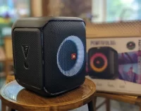 Loa di động cho tiệc tùng và karaoke JBL PartyBox Encore