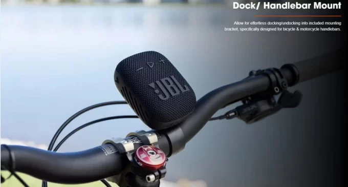 Loa di động đa năng JBL Wind3S cho người chạy xe 2 bánh