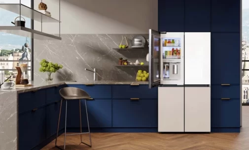 Tủ lạnh Samsung Bespoke Multidoor mới với quầy Minibar Beverage Center