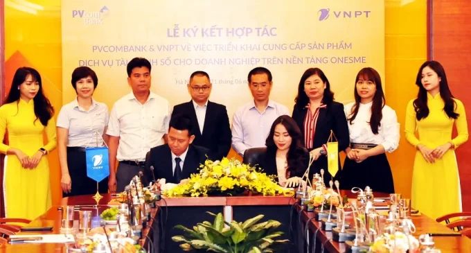 VNPT hợp tác với PVcomBank cung cấp các giải pháp tài chính số cho doanh nghiệp