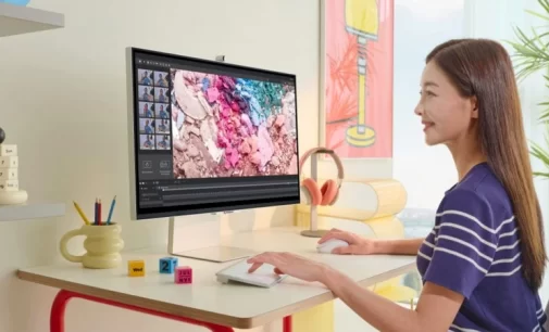 Samsung ra mắt màn hình thông minh  ViewFinity S9 với 5K và Smart TV