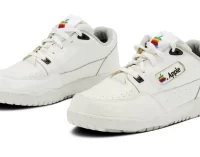 Đôi giày thể thao Apple chào bán với giá 50.000 USD