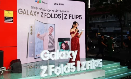 FPT Shop mở bán sớm bộ đôi smartphone gập Samsung Galaxy Z5 Series