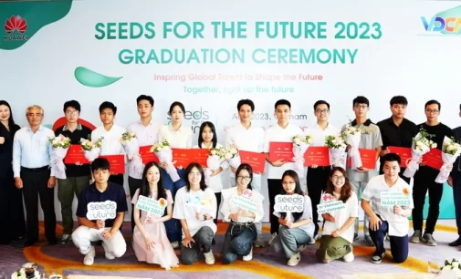 40 sinh viên Việt Nam hoàn thành chương trình đào tạo Hạt giống cho Tương lai 2023 do Huawei tổ chức