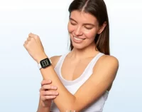 Đồng hồ thông minh Amazfit Bip 5 màn hình siêu lớn có thể nghe gọi với giá dưới 2 triệu đồng
