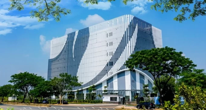 Khám phá trung tâm dữ liệu lớn nhất Việt Nam VNPT IDC Hòa Lạc qua ảnh