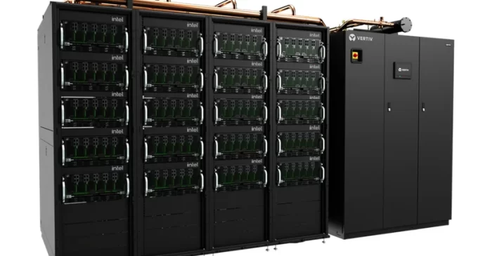 Vertiv hợp tác với Intel trong giải pháp làm mát bằng chất lỏng cho nền tảng AI Accelerator Intel Gaudi3