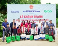 Khánh thành cây cầu thứ 7 và thứ 8 thuộc dự án “Xây cầu đến lớp” do Grab Việt Nam thực hiện