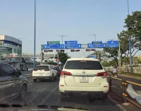 Đội nắng nóng trở lại thành phố tha hương mưu sinh sau nghỉ lễ dài