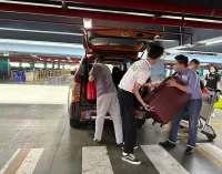 Grab Việt Nam có nhiều cải tiến tạo thuận lợi cho du khách tại sân bay, nhà ga, bến xe