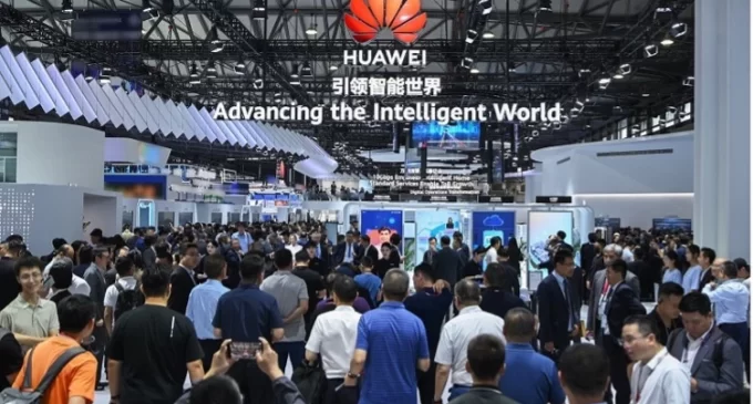 Huawei nắm bắt cơ hội thương mại hóa mạng 5.5G, đón đầu kỷ nguyên AI di động