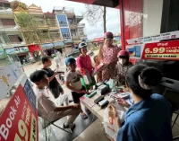 FPT Shop triển khai hàng loạt điểm sạc pin miễn phí cho người dân vùng bão số 3 Yagi