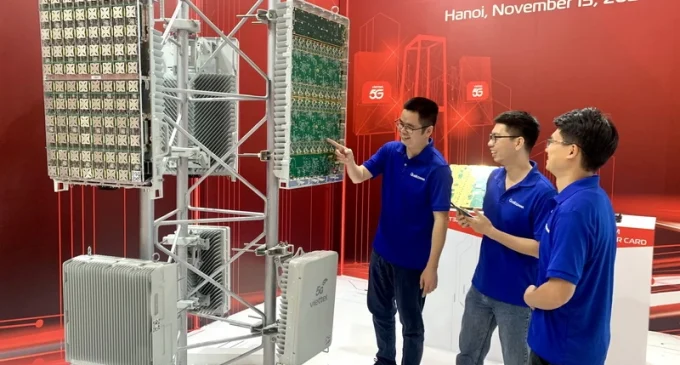 Viettel triển khai thương mại Trạm phát sóng 5G Open RAN “Make in Vietnam”