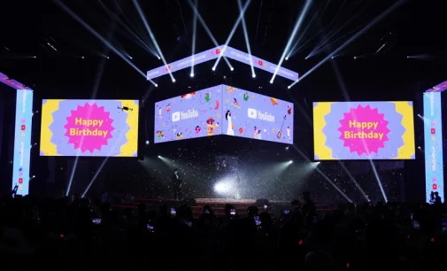 YouTube sau 10 năm có mặt tại Việt Nam có được hơn 1.800 kênh Nút Vàng và hơn 24.000 kênh Nút Bạc