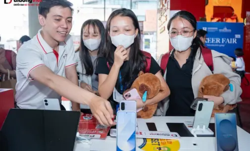 D.Educare của Di Động Việt tiếp tục đưa trải nghiệm công nghệ tới tận trường cho sinh viên và học sinh