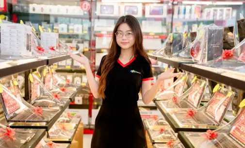 FPT Shop triển khai chiến dịch hỗ trợ giới trẻ sở hữu trợ thủ AI cho năm học mới