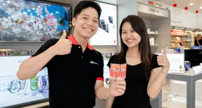 Chỉ 149.000 đồng/tháng, khách hàng được chính sách bảo hành 1 đổi 1 hằng tháng cho smartphone tại FPT Shop