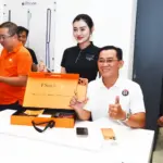 FPT Shop giao hàng và mở bán dòng iPhone 17 Series