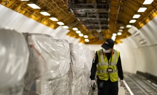 FedEx tăng thêm chuyến bay chuyển phát nhanh hàng hóa từ miền Bắc Việt Nam đến Châu Á và Châu Âu