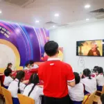 Lần đầu tiên trẻ em khiếm thị được “xem” chương trình truyền hình với “Trung Thu Sáng Lòng Em” của HTV