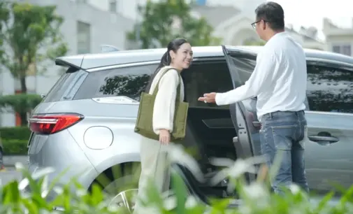 Grab Việt Nam thử nghiệm dịch vụ GrabCar Xe Điện tại Hà Nội