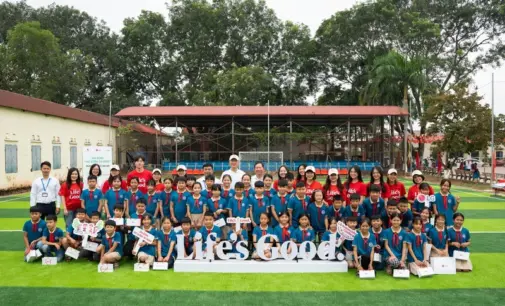 LG Electronics Việt Nam trao tặng sân bóng “Hạt giống Tài năng” cho học sinh Trường Tiểu học Bảo Đài