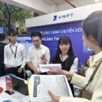 Tập đoàn VNPT và ngành Thuế đồng hành cùng hộ kinh doanh trong “60 ngày cao điểm” chuyển đổi thuế khoán sang kê khai thuế