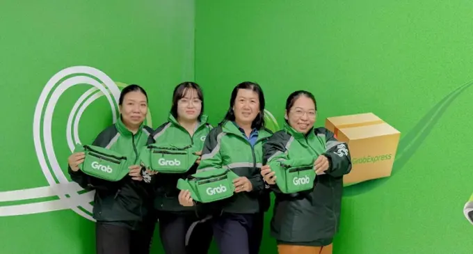 Grab tặng hơn 40.000 đồng phục mới cho đối tác tài xế tại Việt Nam