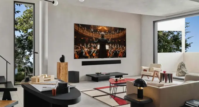 LG tiếp tục dẫn đầu thị trường OLED TV ở Việt Nam năm 2025