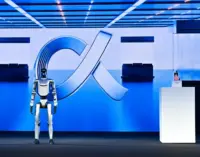 HONOR mang đến MWC 2026 Barcelona “loài smartphone AI mới” HONOR Robot Phone và hệ sinh thái AI