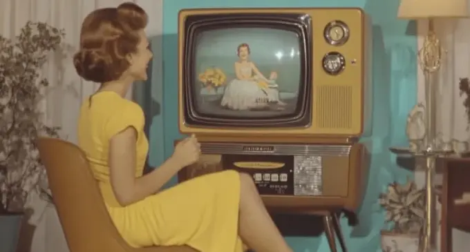 Tết nhất mà bị hư TV