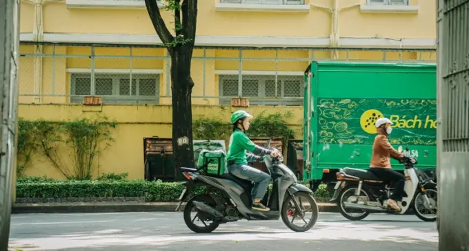 Grab Việt Nam hỗ trợ đối tác tài xế xe xăng và xe điện tuần thứ tư liên tiếp trong tình hình biến động giá xăng