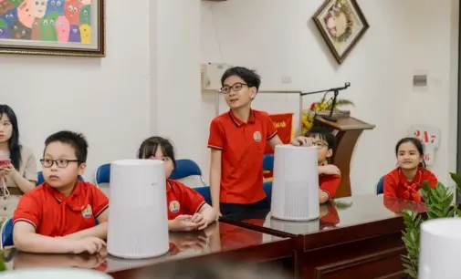 LG Việt Nam trao tặng 70 máy lọc không khí cho 3 trường học tại Hà Nội