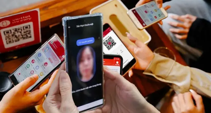 Những ai không cần xác thực lại thông tin thuê bao di động?