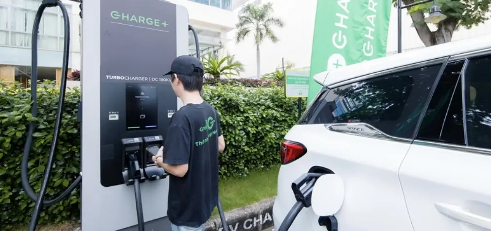 Grab Việt Nam ra mắt tính năng Tiện ích Xe điện cung cấp trải nghiệm sử dụng xe điện liền mạch cho đối tác tài xế